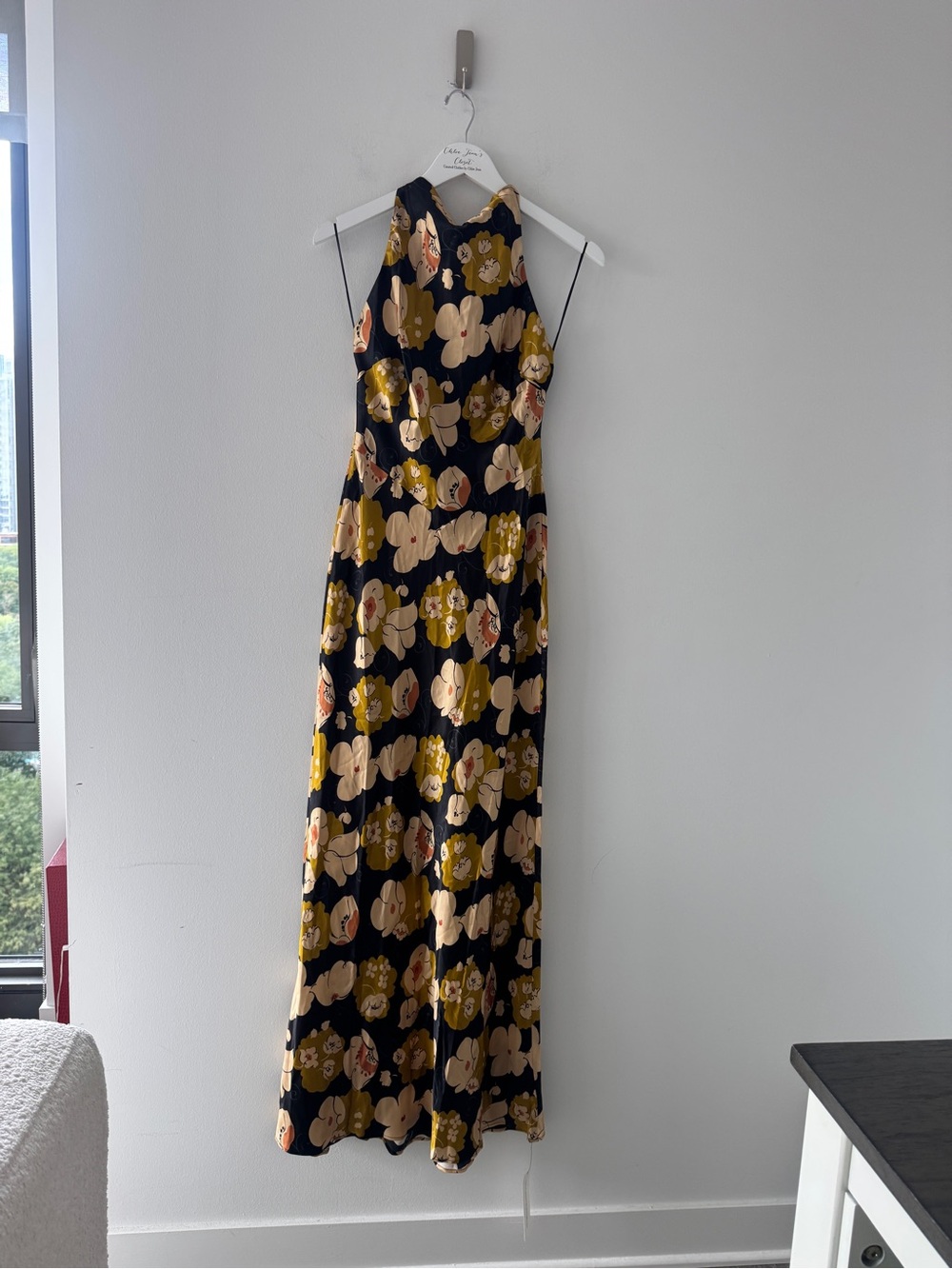 REFORMATION Bianca Silk Dress in Kiki 4P - Picture 2 of 7